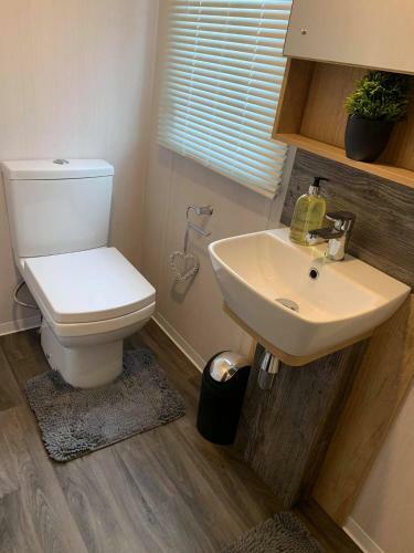 3 Bed Presitage Caravan Doniford Bay