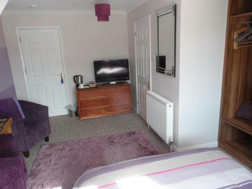 Hostal Mayfields Guest House