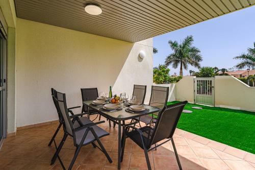 Apartment In Ca�adas Golf Del Sur