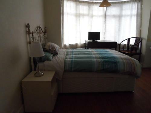 Hostal Compton Guest House