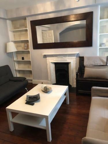 Paddington Patio Apartment
