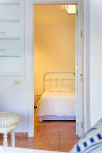 Fabulous Bungalow , Wifi, Swimming Pool And Beach