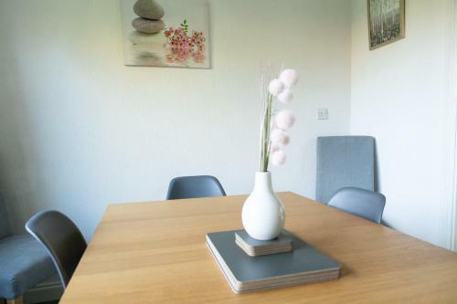 Kings Moor House By Lavender Stays