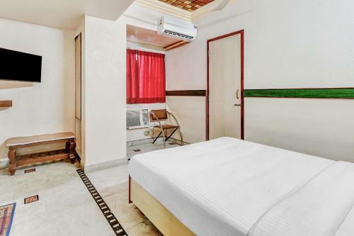 Hotel Collection O 84605 Srk Diamond Inn