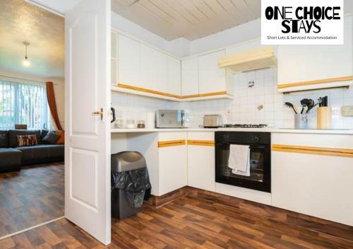 Perfect For Families And Contractors- Near Digbeth