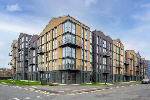 Chic 2 Bed 2 Bath Apartment In A Modern Development
