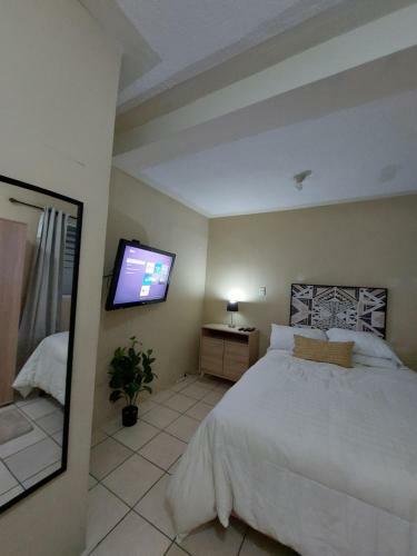 Habitaci�n En Villa De Las Hadas
