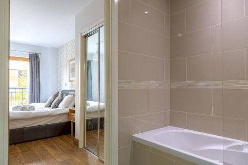 Pass The Keys Lush 2 Bed Apartment Central Free Parking