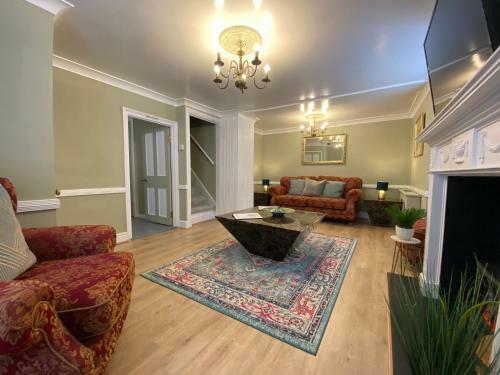 Chapel Cottage Idylic Village Holiday Home