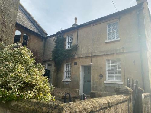 Chapel Cottage Idylic Village Holiday Home