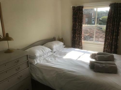 Lovely 3-bed Cottage In Brancaster Staithe