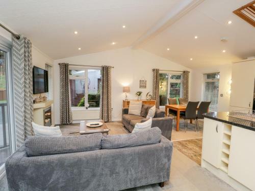 Brook Lodge