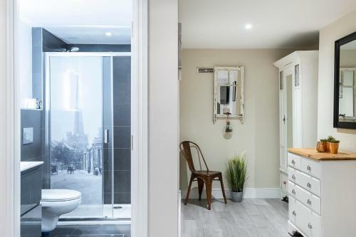 Corporate & Contractor Short Stay Accommodation By King Square Apartments