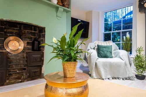 Corporate & Contractor Short Stay Accommodation By King Square Apartments