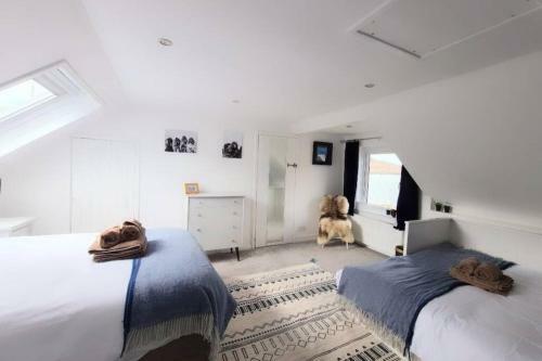 Luib House. Spacious Self-catering By The Sea.
