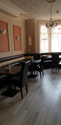 Hostal Hotel 33