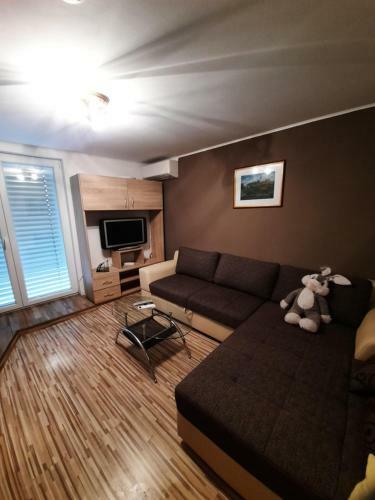Apartment At Tony