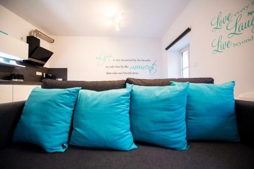 Azzurro Apartment