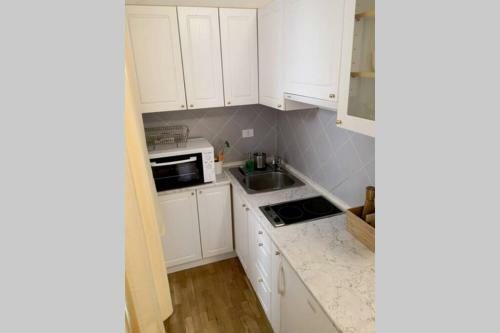 Saturn Apartment Piran