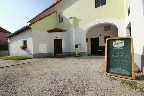 Hostal Guesthouse Veles
