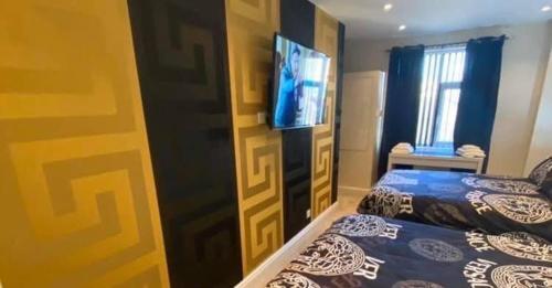 Boutique Blackpool 2 Bed Gold Apartment Sleeps 10