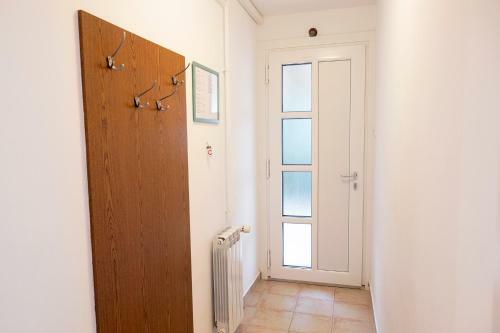 Apartma Categorical