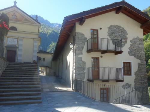 Albergue Ostello Lou Cr�ton Di Lui
