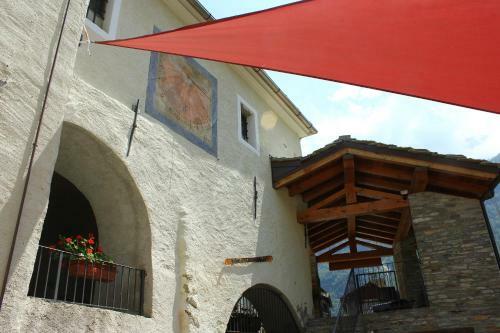Albergue Ostello Lou Cr�ton Di Lui