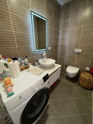 Apartamento 2-bedroom Duplex Flat In Akbati Area