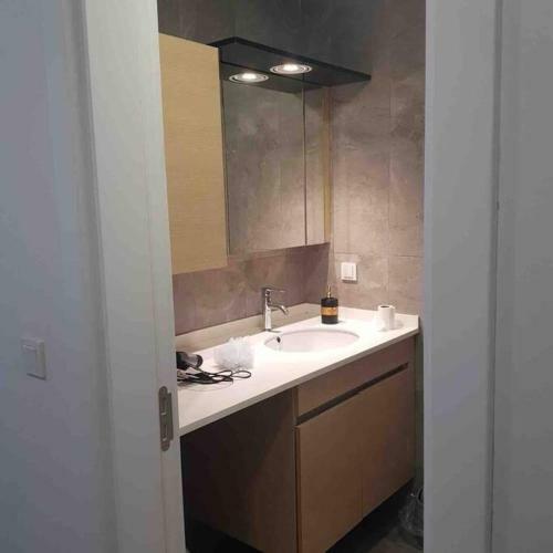 Apartamento Cosy Studio In The Business Area