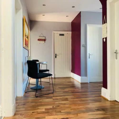Bamber House - Large Modern Home & Perfect Location