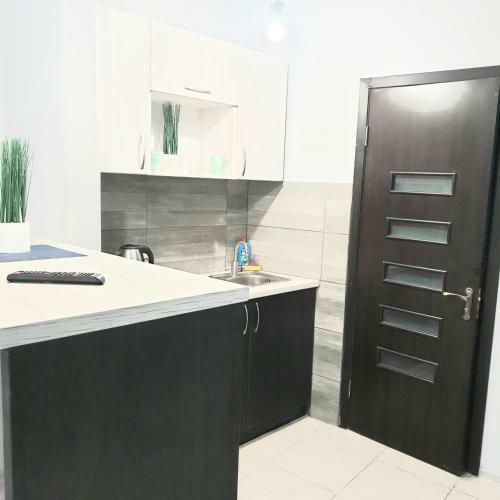 Belvederska Apartment 2