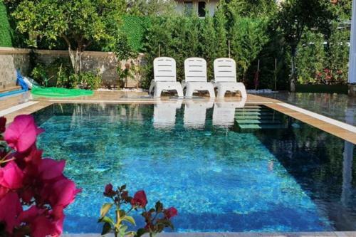 Fethiye 3+1 M�stakil Havuzlu Villa