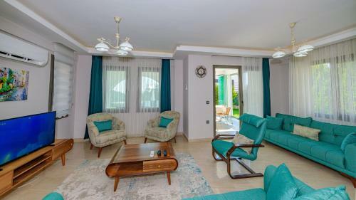 Amore 2 - 4 Bedroom Villa In Hisaronu