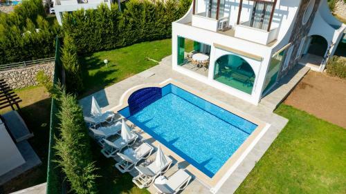 Amore 2 - 4 Bedroom Villa In Hisaronu