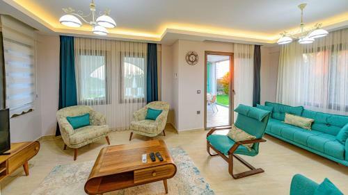 Amore 2 - 4 Bedroom Villa In Hisaronu