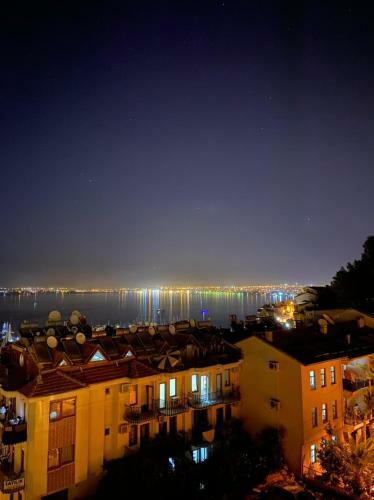 Bed & Breakfast Comfortable Room In Amazing Terrace Flat