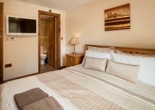 Hostal Acorns Old Farm
