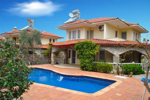 Sunrise Villa
