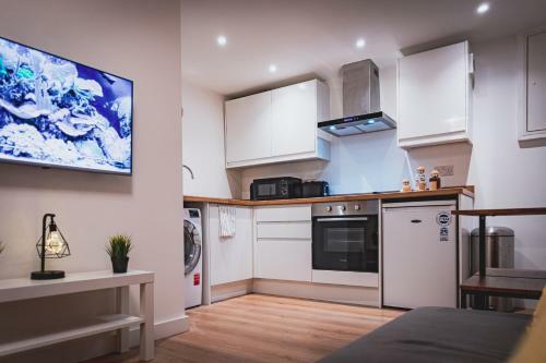 Luxury 1br Apartment - Nr St George Park
