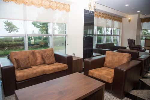 Nana Hotel