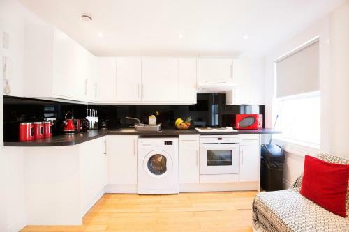 Funky Central Brighton Apartment