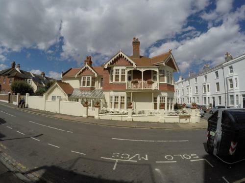 Hostal The Corner House