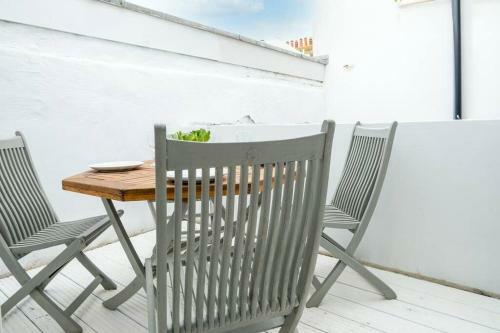 Boutique Style 3-bed House With Private Terrace