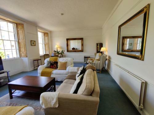 Joseph Apartment. The Square.