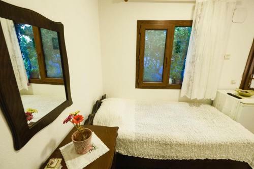 Herakles Hotel