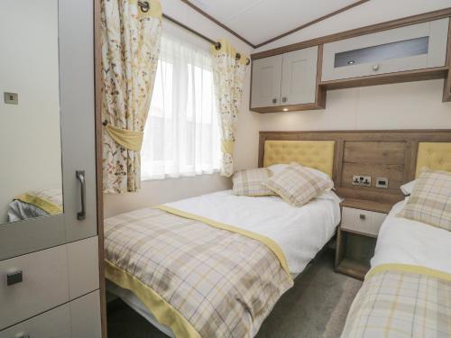 22 Sherwood
