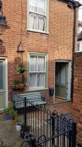 1 Steam Packet Cottage