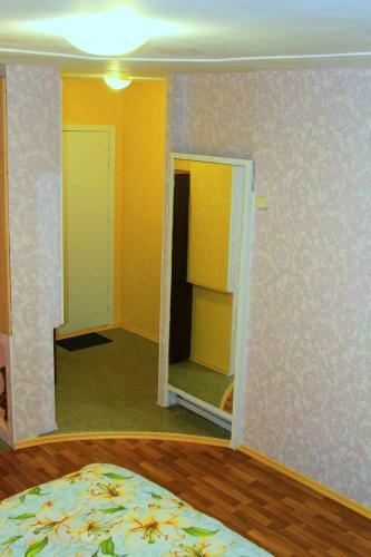 Apartment On Kharkovskoe Shosse 170 B