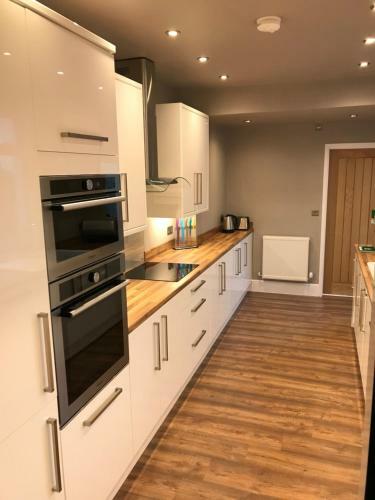 Apartamento New Central Super Clean Cardiff House